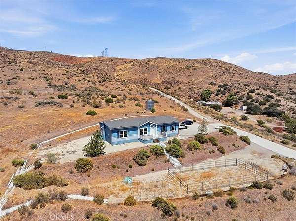 9.89 Acres of Land with Home for Sale in Acton, California