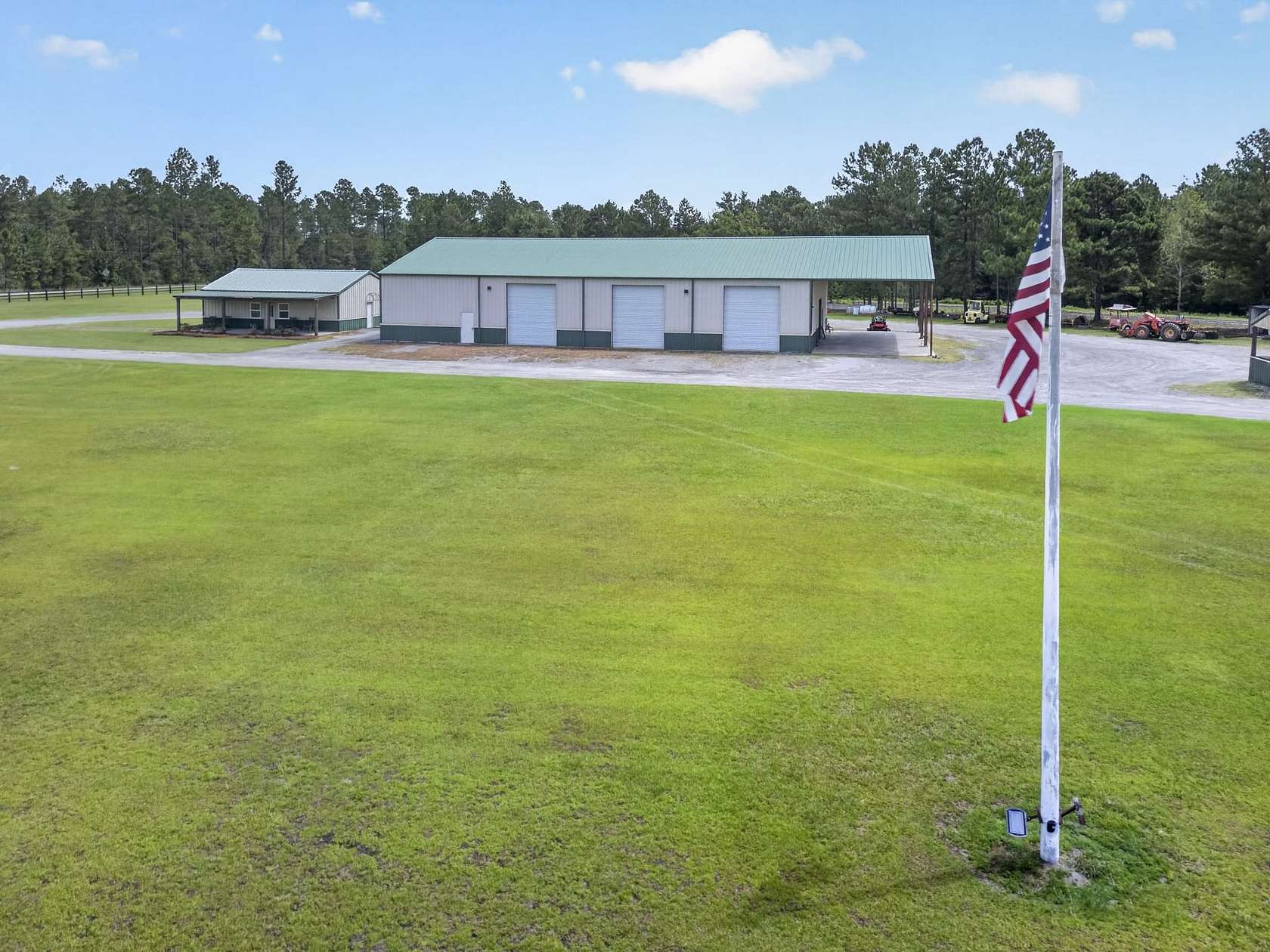 12 Acres of Commercial Land for Sale in Bristol, Georgia