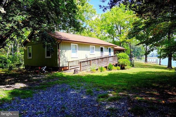 2.64 Acres of Land with Home for Sale in Heathsville, Virginia