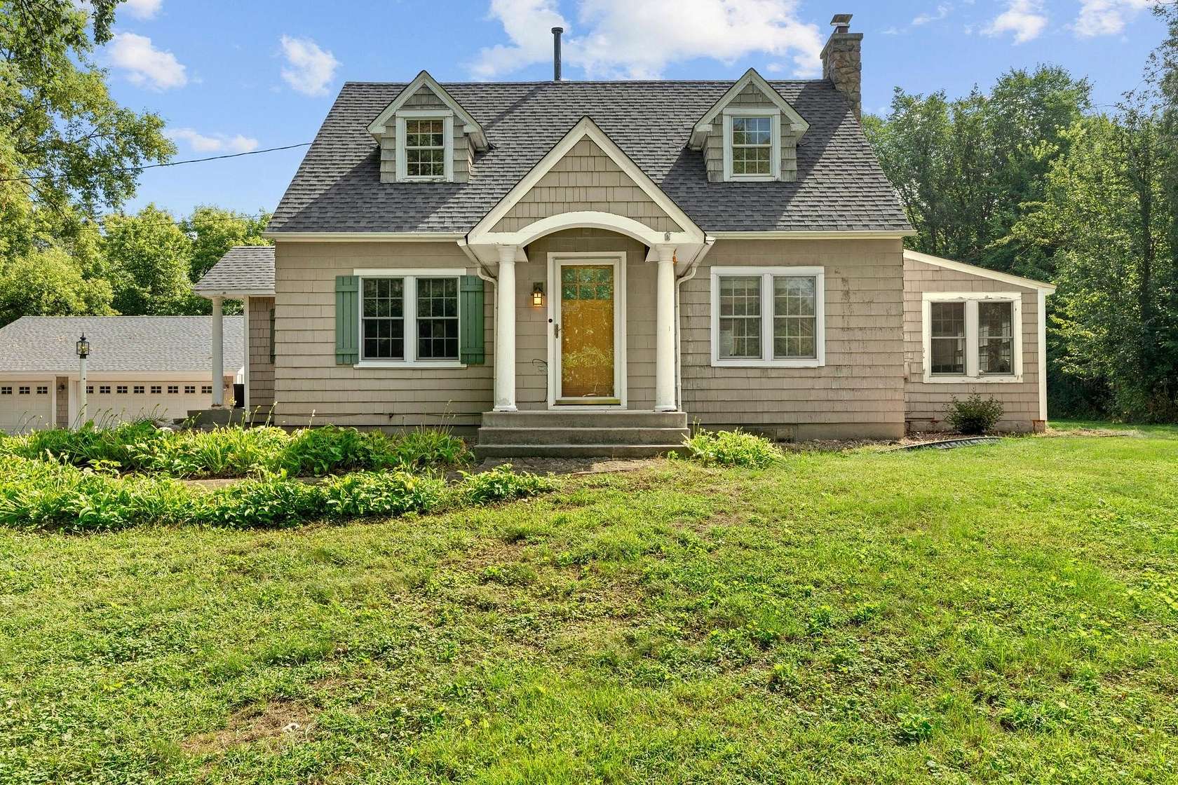 1.56 Acres of Land with Home for Sale in Minnetonka, Minnesota