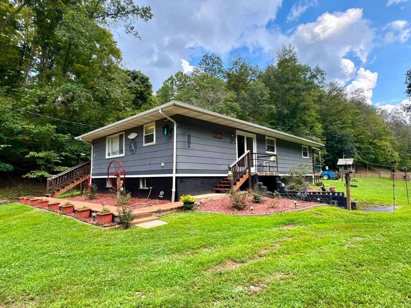 88 Acres of Land with Home for Sale in Gandeeville, West Virginia