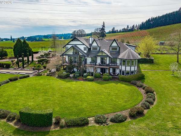 10 Acres of Improved Land for Sale in Newberg, Oregon