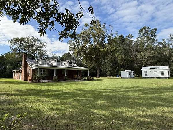 15.8 Acres of Land with Home for Sale in Wellborn, Florida