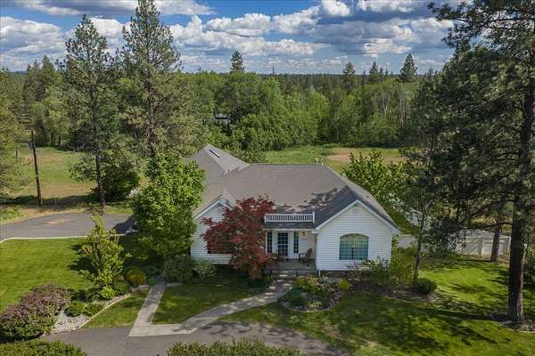6.19 Acres of Land with Home for Sale in Cheney, Washington