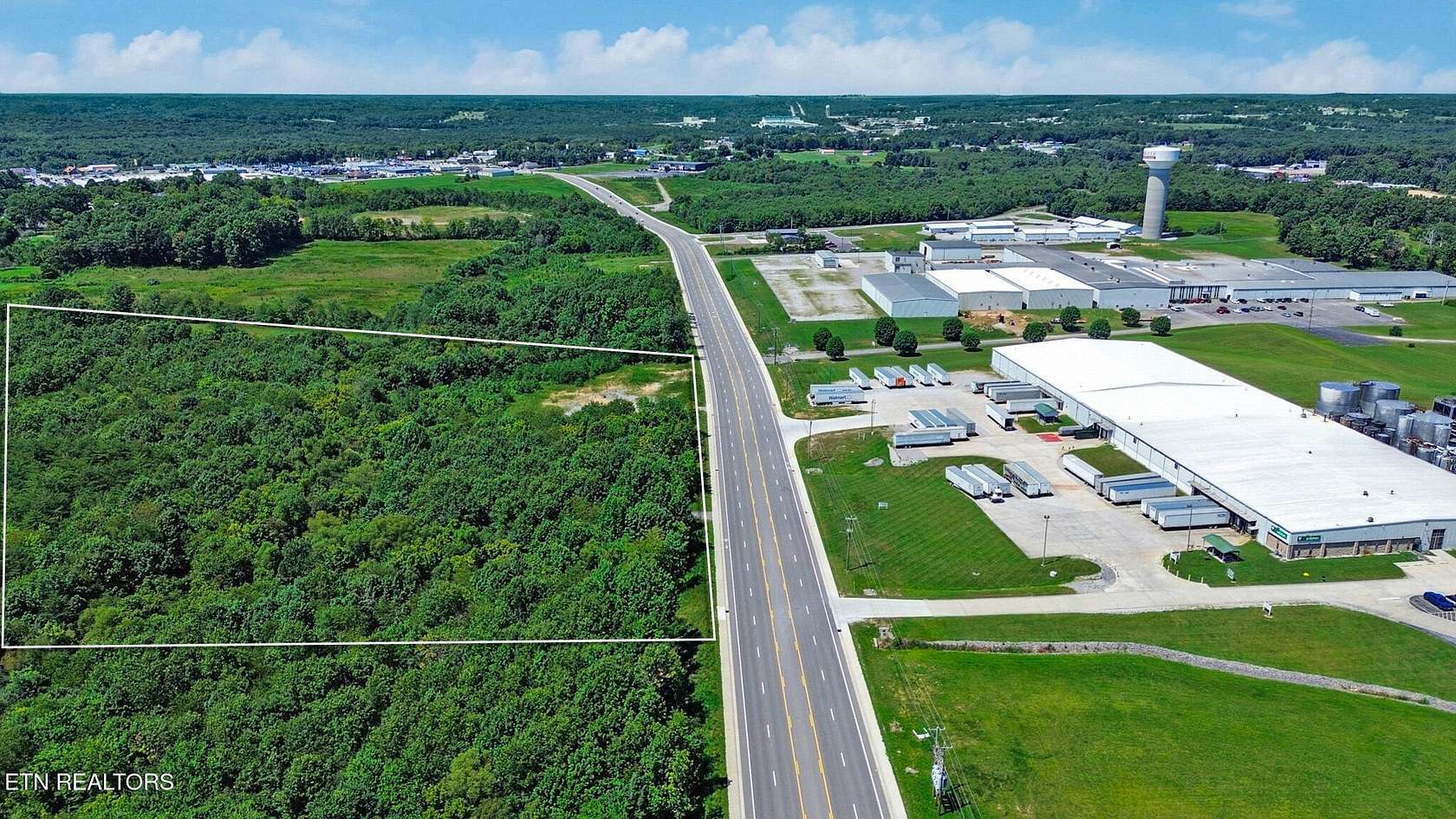 18.9 Acres of Mixed-Use Land for Sale in Crossville, Tennessee