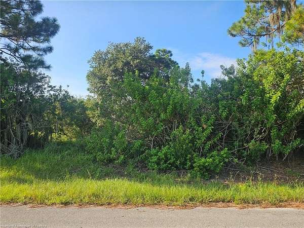 0.23 Acres of Residential Land for Sale in Lake Placid, Florida