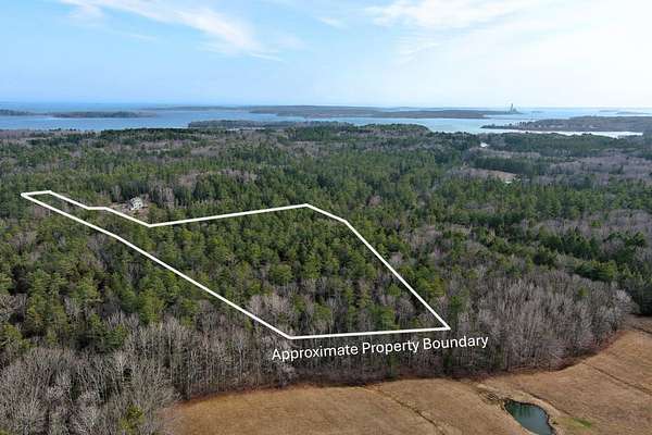 7.5 Acres of Residential Land for Sale in Freeport, Maine