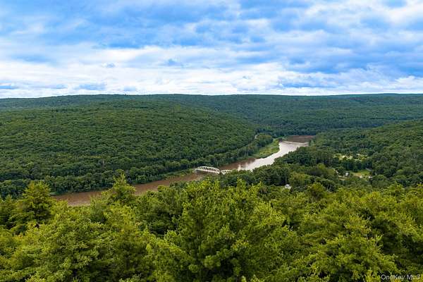 5 Acres of Land for Sale in Glen Spey, New York