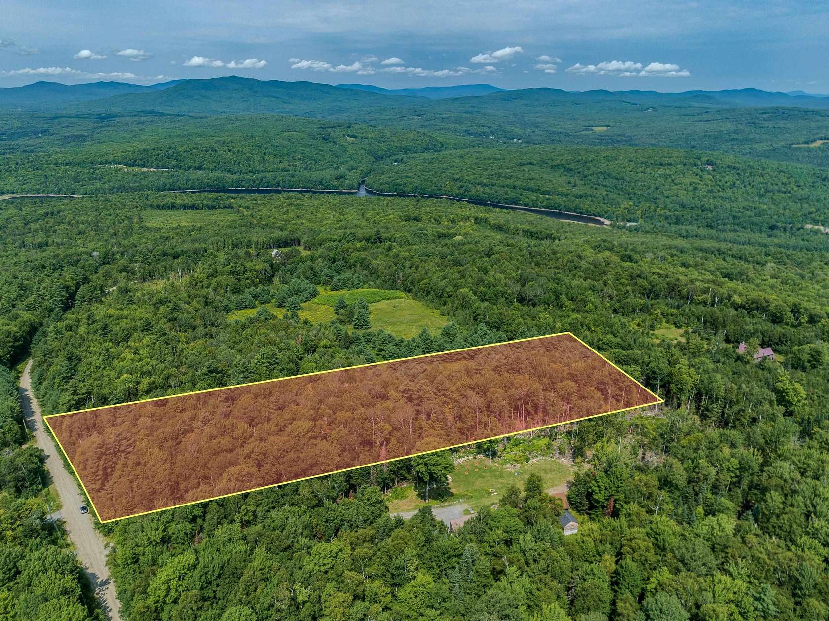 5.65 Acres of Residential Land for Sale in Littleton, New Hampshire