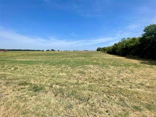 1.61 Acres of Residential Land for Sale in Howe, Texas