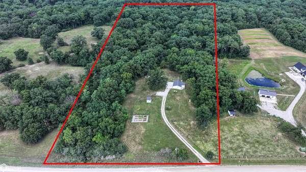 8.6 Acres of Land with Home for Sale in Bloomfield, Iowa