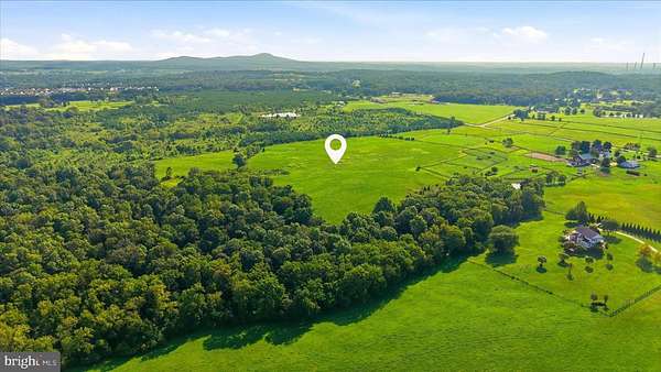 20.7 Acres of Agricultural Land for Sale in Leesburg, Virginia