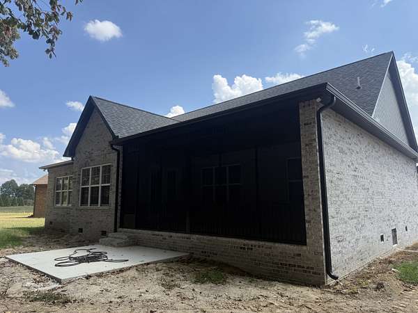 50 Acres of Land with Home for Sale in Tullahoma, Tennessee