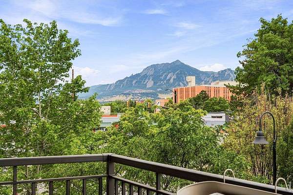 4.38 Acres of Land with Home for Sale in Boulder, Colorado