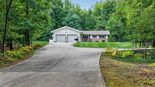 6 Acres of Land with Home for Sale in Midland, Michigan