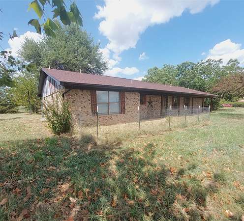 2.12 Acres of Land with Home for Sale in Caddo Mills, Texas