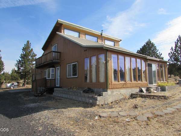 4 Acres of Land with Home for Sale in Prineville, Oregon