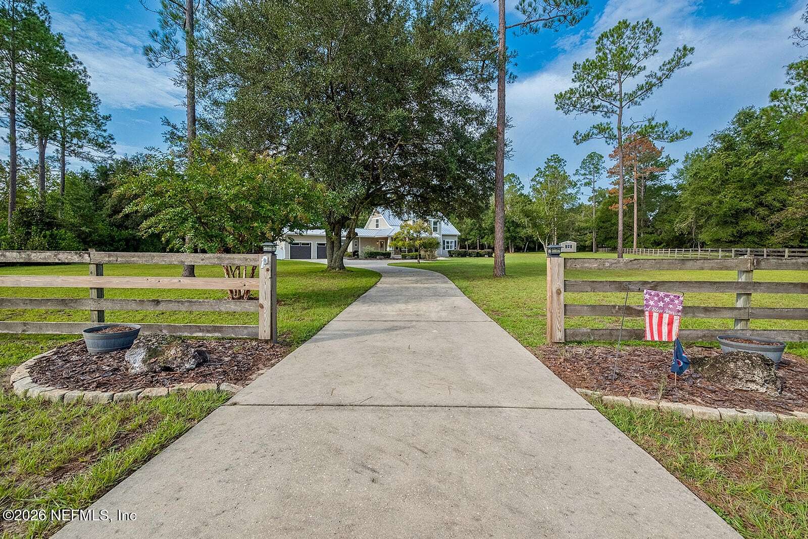 3.5 Acres of Land with Home for Sale in High Springs, Florida