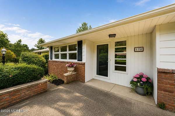1.5 Acres of Land with Home for Lease in Rumson, New Jersey