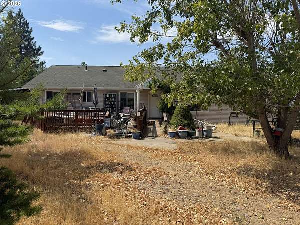 4.45 Acres of Land with Home for Sale in The Dalles, Oregon