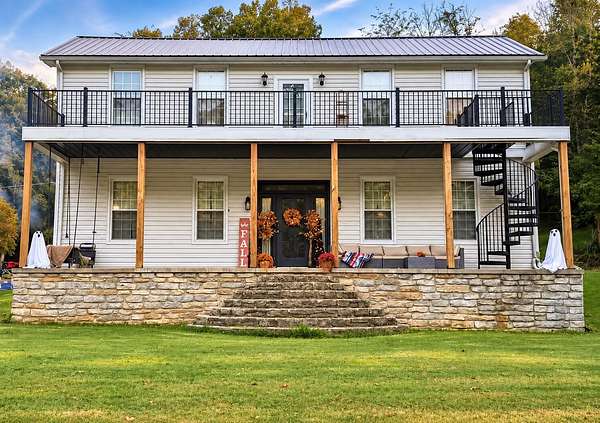 7 Acres of Land with Home for Sale in Maysville, Kentucky