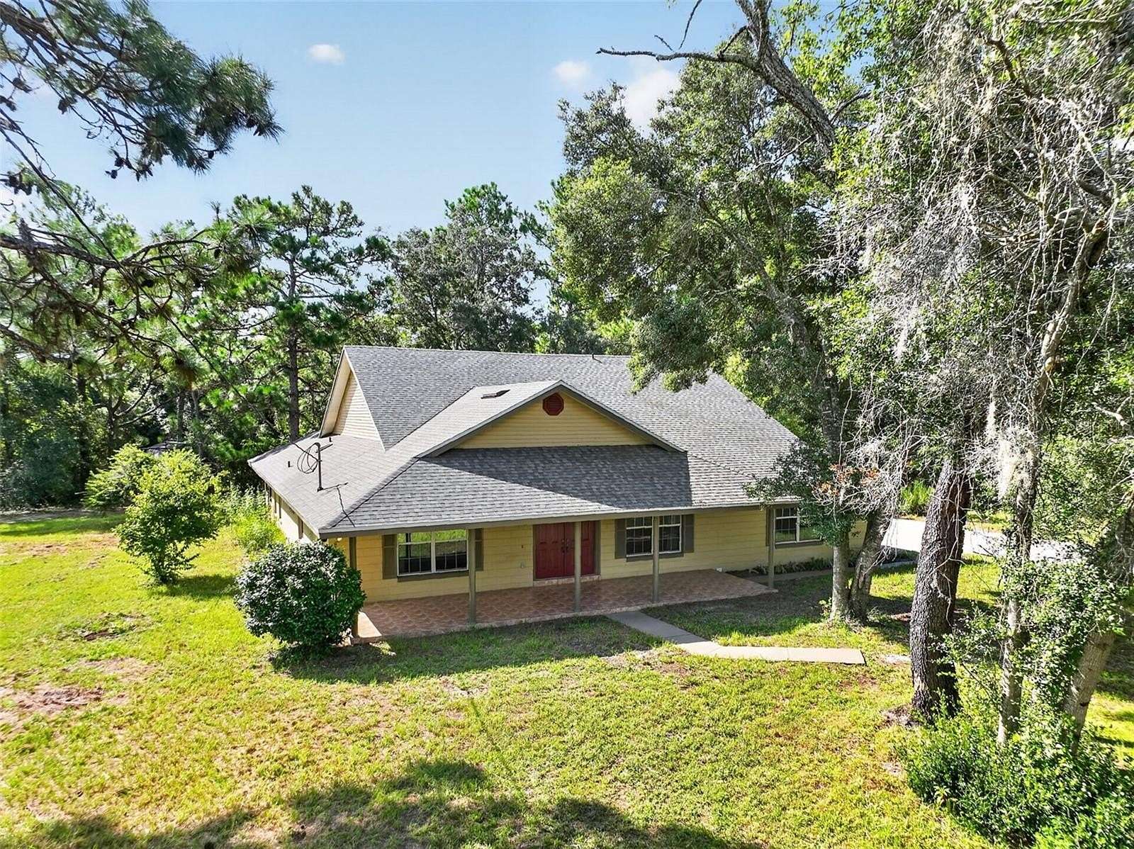 2.67 Acres of Land with Home for Sale in Eustis, Florida