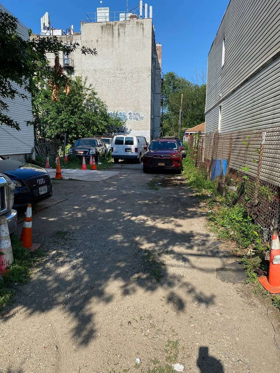 Residential Land for Sale in Brooklyn, New York