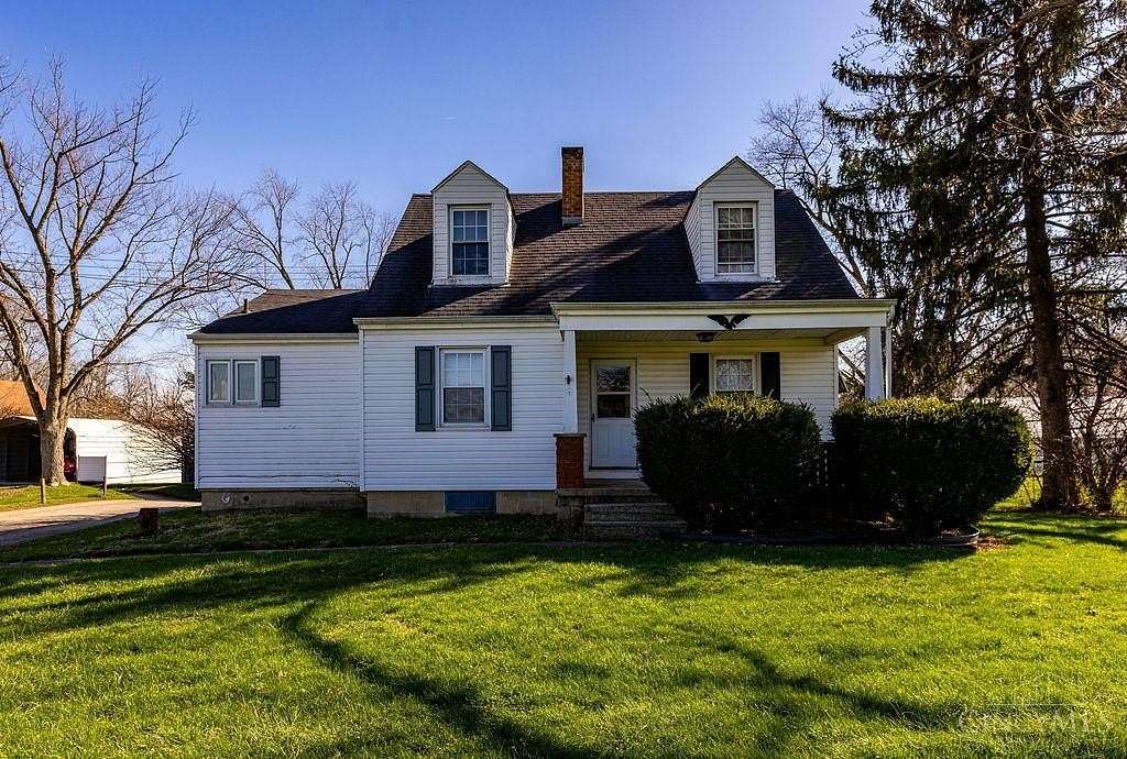 2.64 Acres of Land with Home for Sale in Liberty Township, Ohio