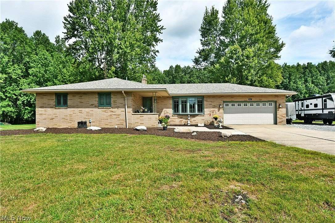 1.87 Acres of Land with Home for Sale in Warren, Ohio