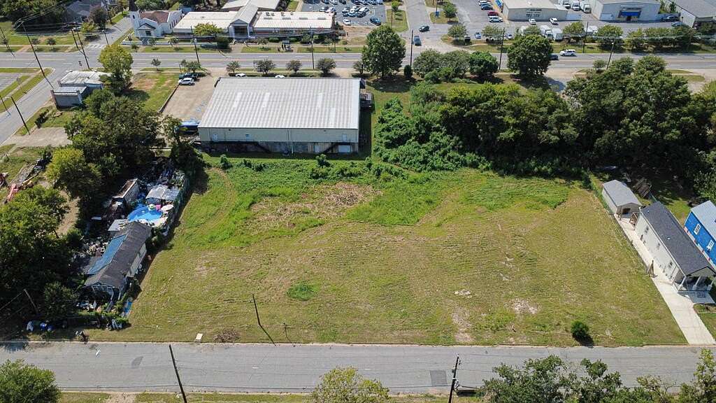 0.96 Acres of Mixed-Use Land for Sale in Columbus, Georgia