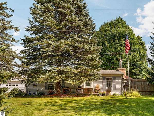 2.59 Acres of Land with Home for Sale in Kingsley, Michigan