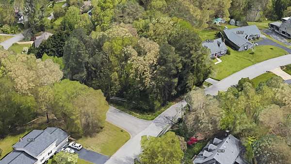 0.45 Acres of Residential Land for Sale in Chattanooga, Tennessee