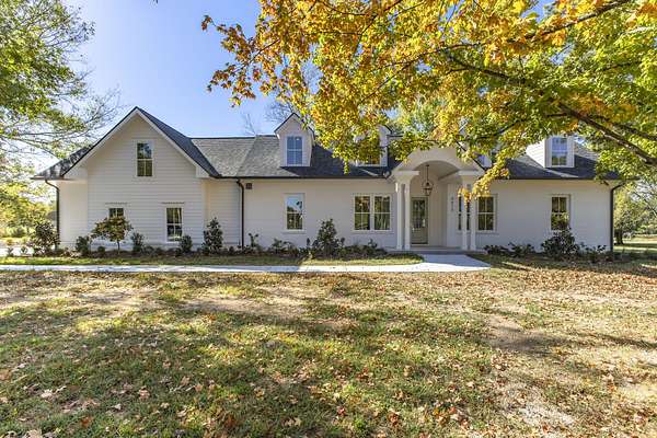 3 Acres of Land with Home for Sale in Thompson's Station, Tennessee