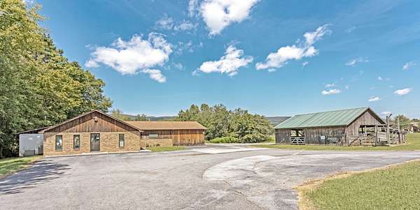 3 Acres of Improved Commercial Land for Sale in Dayton, Tennessee