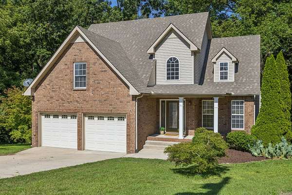 3.7 Acres of Land with Home for Sale in Greenbrier, Tennessee