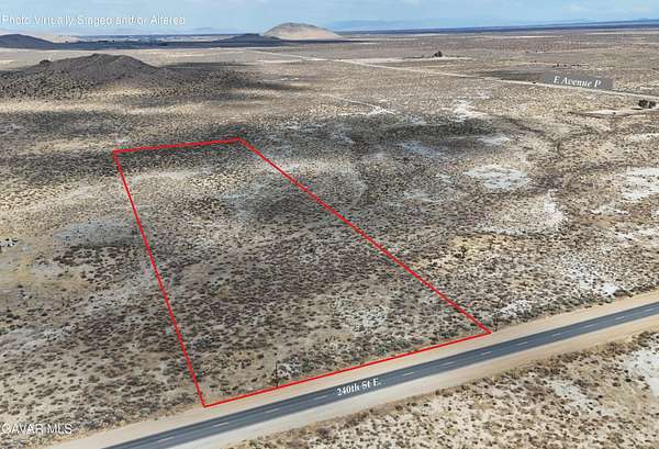 10 Acres of Residential Land for Sale in Palmdale, California