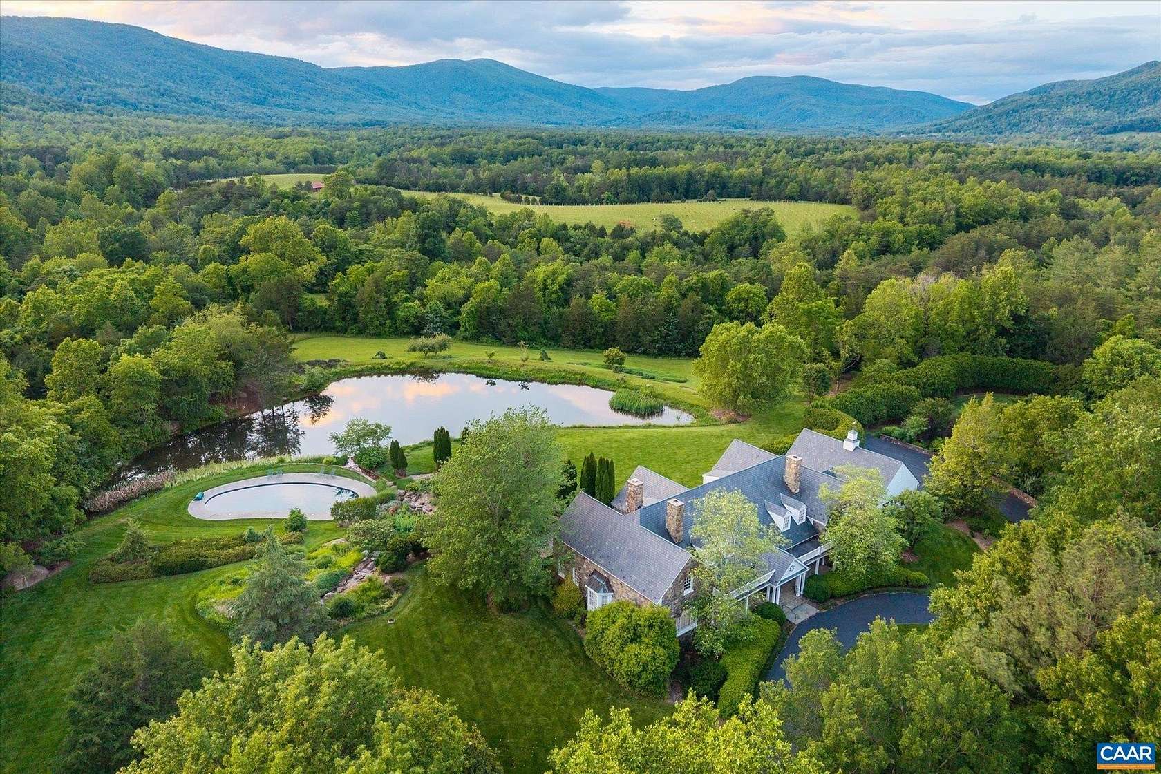 134 Acres of Agricultural Land with Home for Sale in Crozet, Virginia