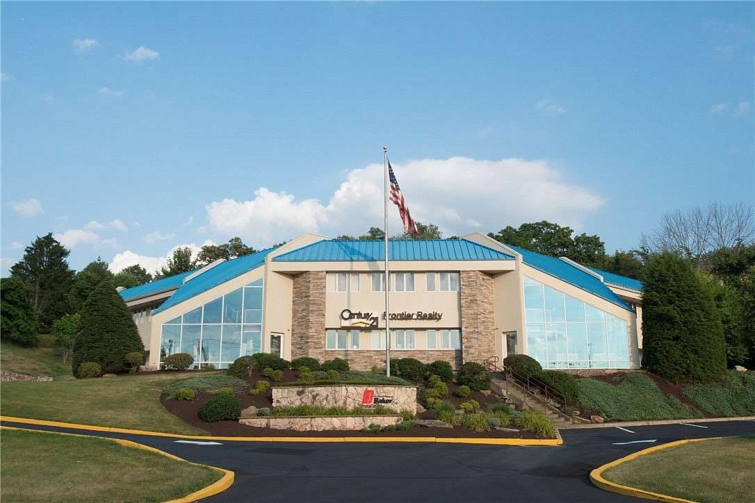 2 Acres of Commercial Land for Lease in Canonsburg, Pennsylvania