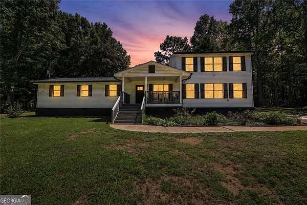 1.5 Acres of Land with Home for Sale in Bethlehem, Georgia