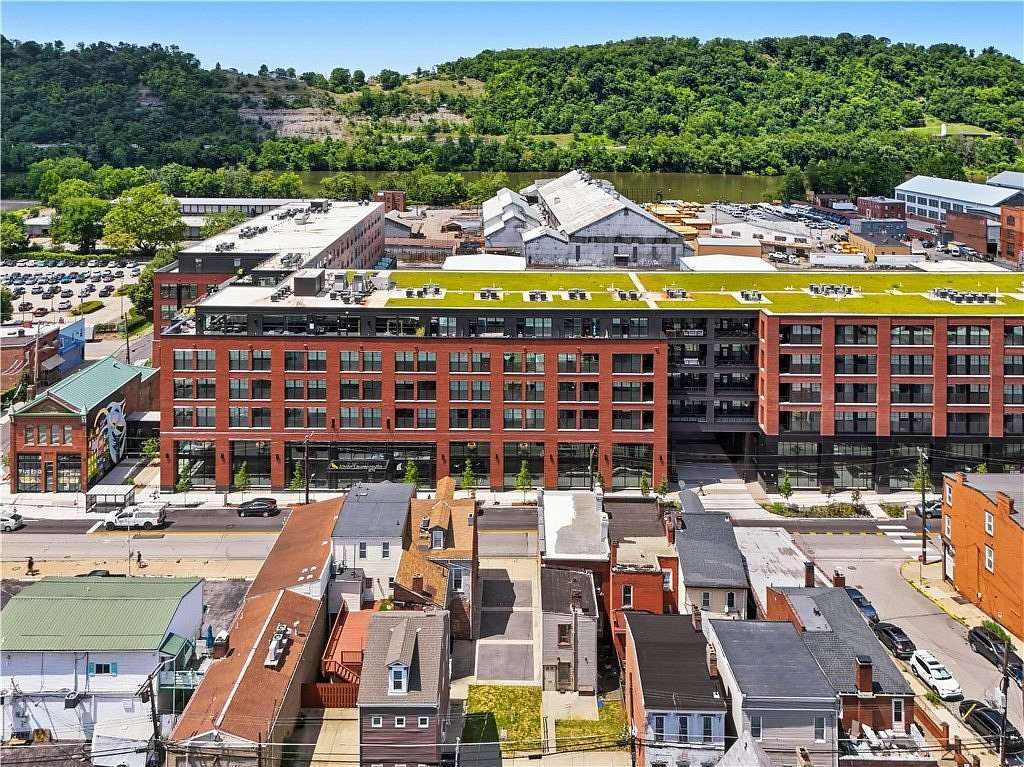 0.03 Acres of Commercial Land for Sale in Pittsburgh, Pennsylvania