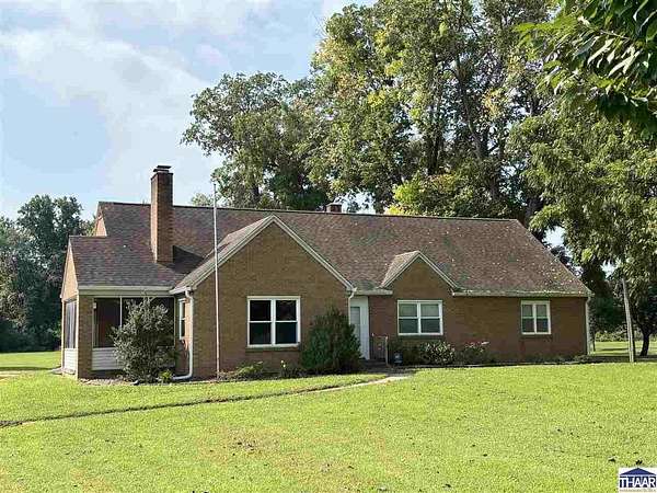 5.85 Acres of Improved Mixed-Use Land for Sale in Terre Haute, Indiana