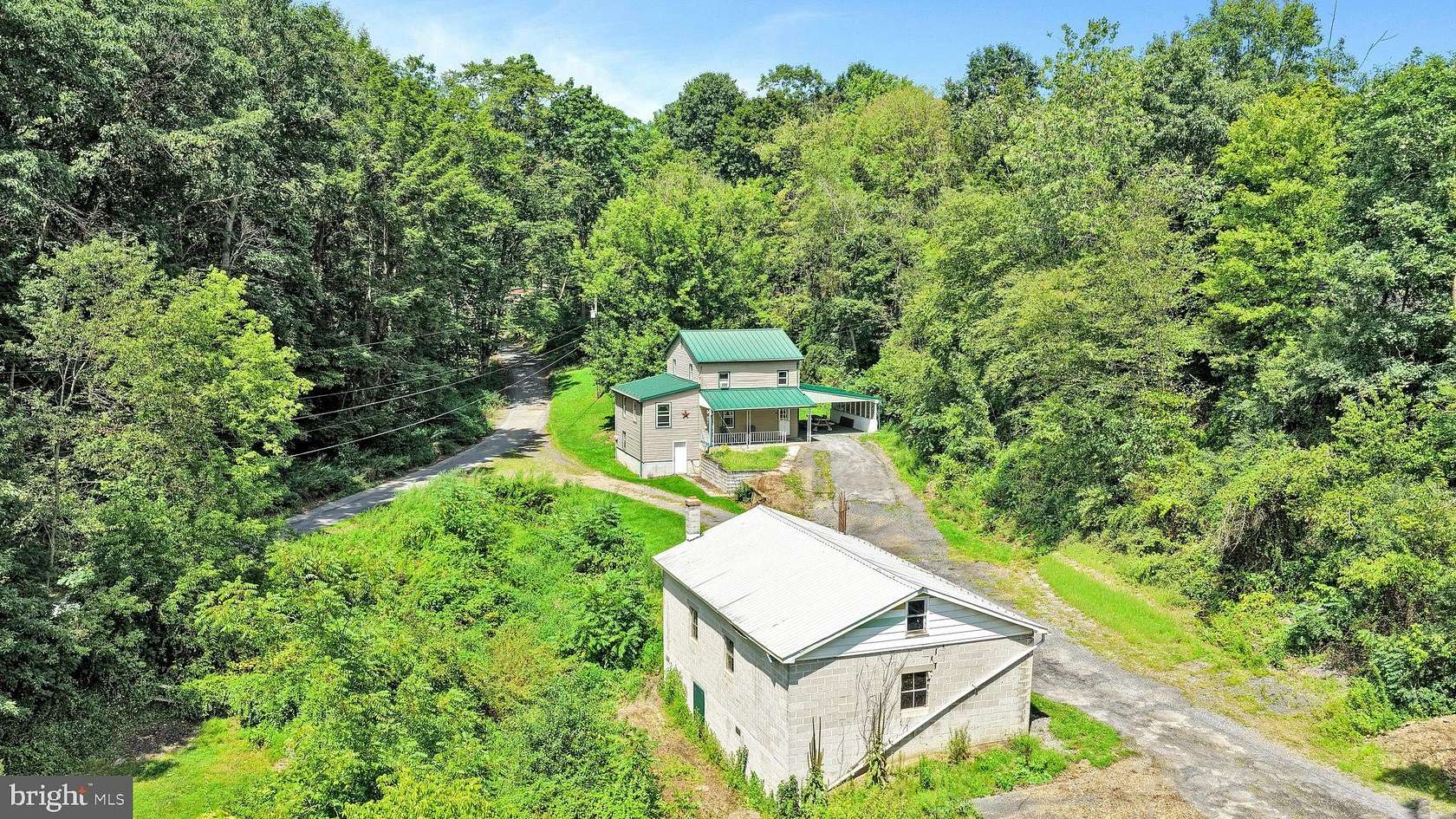 3.6 Acres of Land with Home for Auction in Pine Grove, Pennsylvania