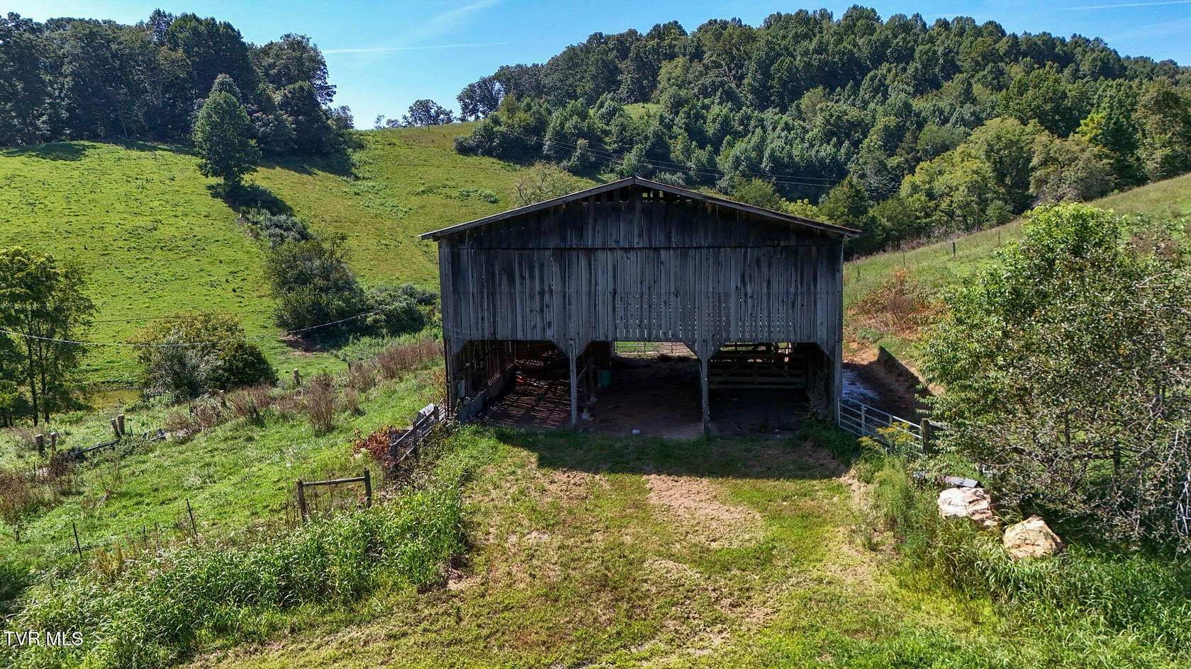 25.5 Acres of Land for Sale in Nickelsville, Virginia