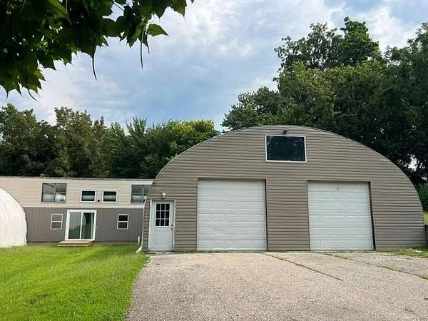 3 Acres of Land with Home for Sale in St. Joseph, Missouri