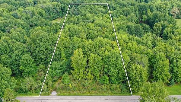 3.4 Acres of Residential Land for Sale in Bristolville, Ohio