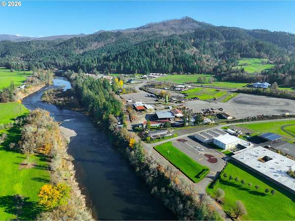 23.6 Acres of Improved Commercial Land for Sale in Glide, Oregon