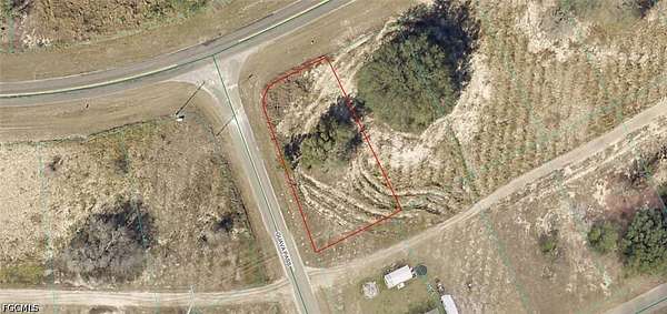 0.37 Acres of Land for Sale in Ocklawaha, Florida