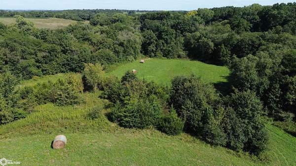 33 Acres of Land for Sale in Centerville, Iowa