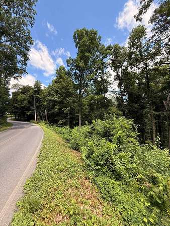 1 Acre of Residential Land for Sale in Dandridge, Tennessee