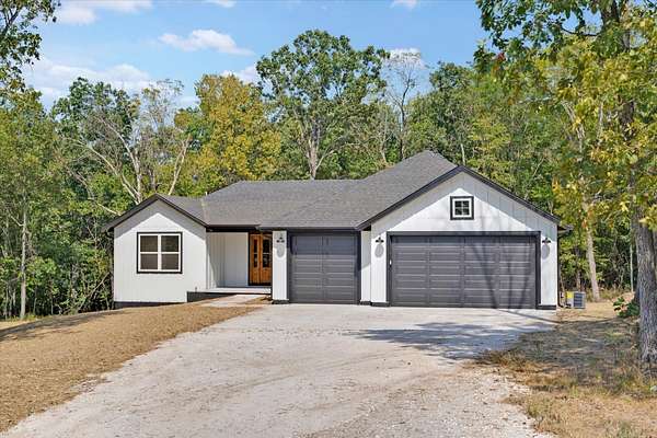 10 Acres of Land with Home for Sale in Walnut Grove, Missouri